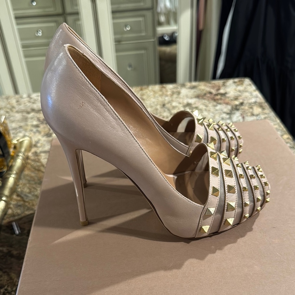 Valentino Women's Peep-Toe Studded Heels - Cream - Picture 2 of 3